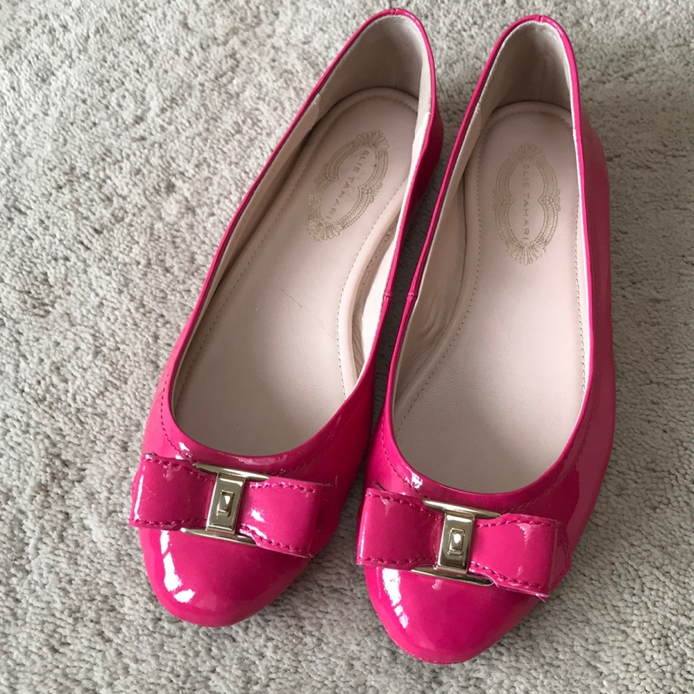 Ellie Tahari hot pink patent leather ballet flats